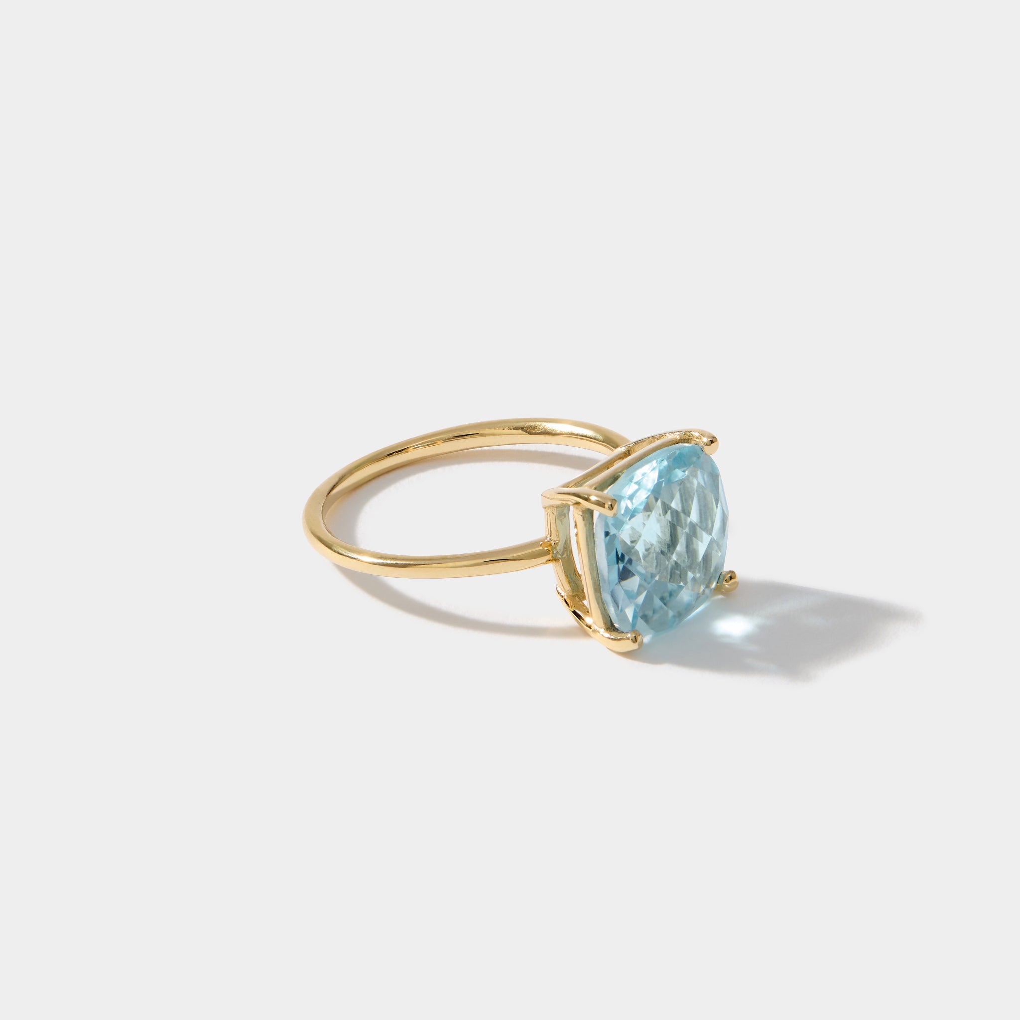 Blue Topaz 14k Ring 