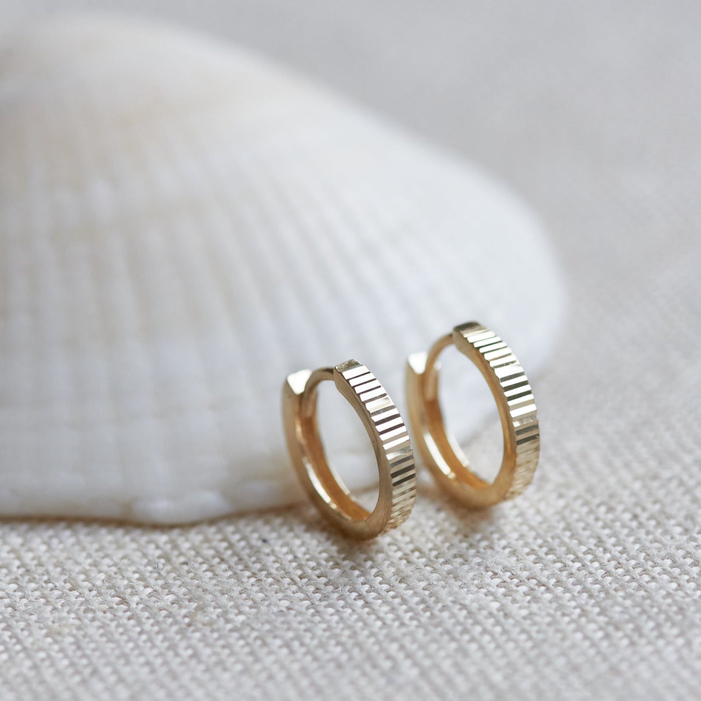 Huggies-Hoop-Earrings-14k-Solid-Gold-Diamond-Cut-Cape-Cod-Earrings